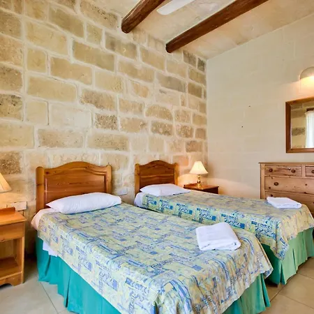 Villa Farmhouse Perla Għasri
