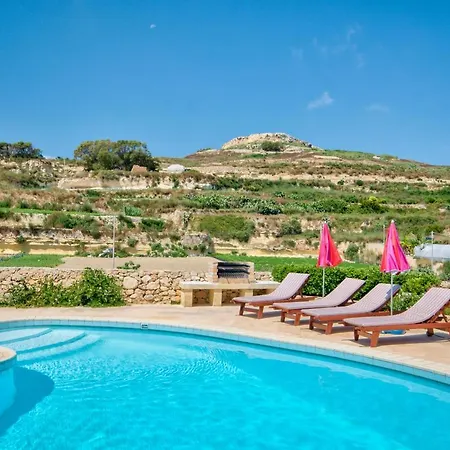 Villa Farmhouse Perla *
